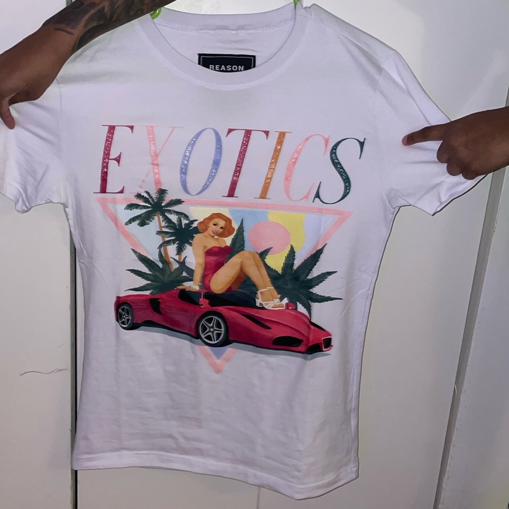 NEVER WORN ‼️MENS SIZE : SMALL